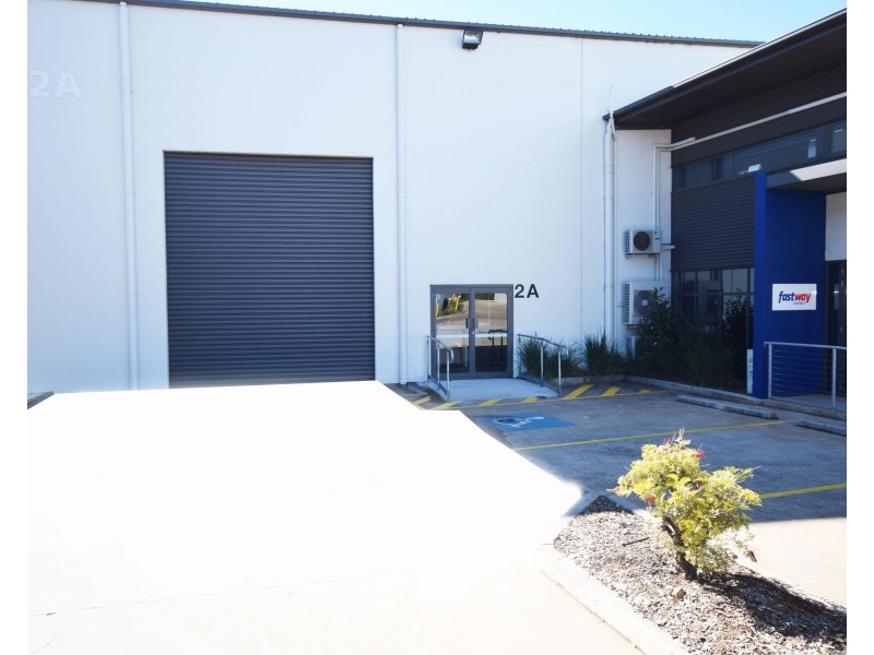 2A/7-9 Gardner Court, Wilsonton QLD 4350