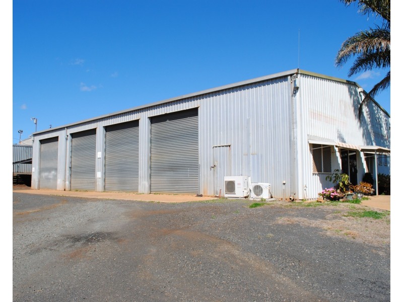 362-364 Anzac Avenue, Harristown QLD 4350