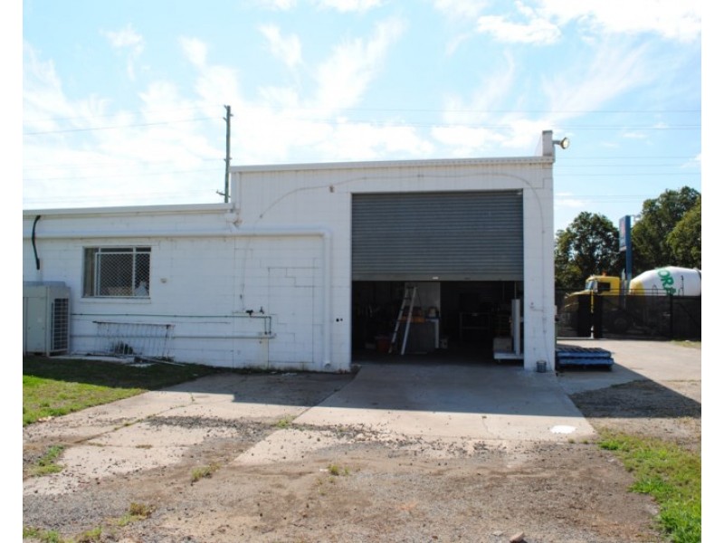 8581 Warrego Highway, Withcott QLD 4352