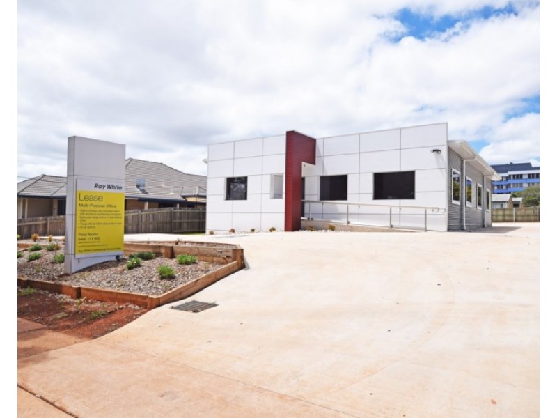 208 James Street, South Toowoomba QLD 4350