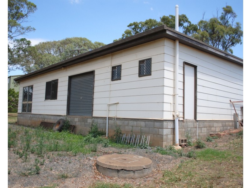 511-519 South Street, Harristown QLD 4350