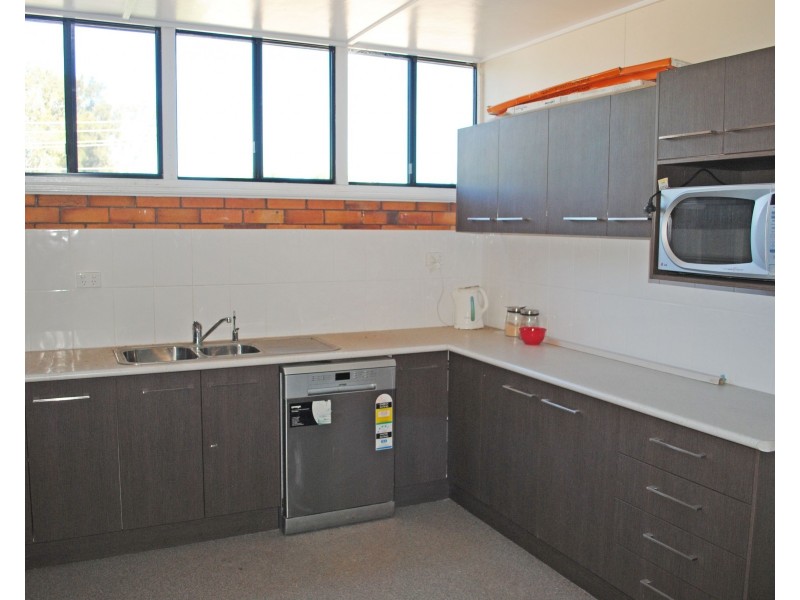 324-326 Ruthven Street, Toowoomba City QLD 4350