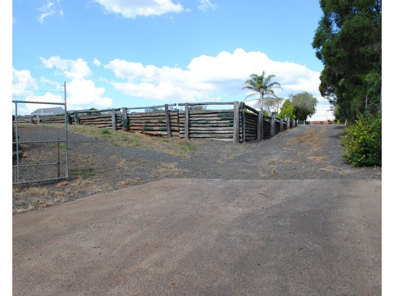 T1, 362 Anzac Avenue, Harristown QLD 4350