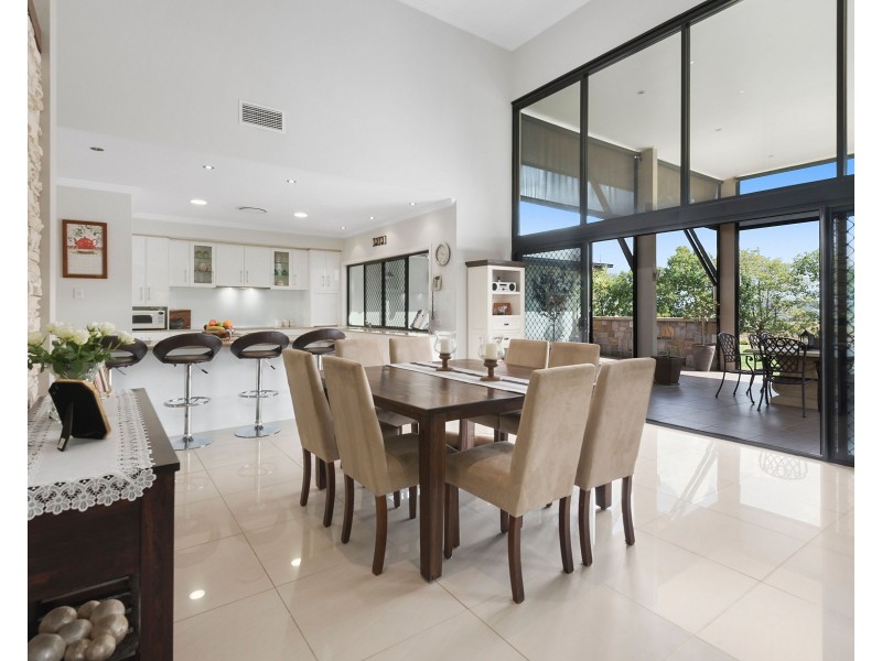 27 Meehan Road, Wellcamp QLD 4350