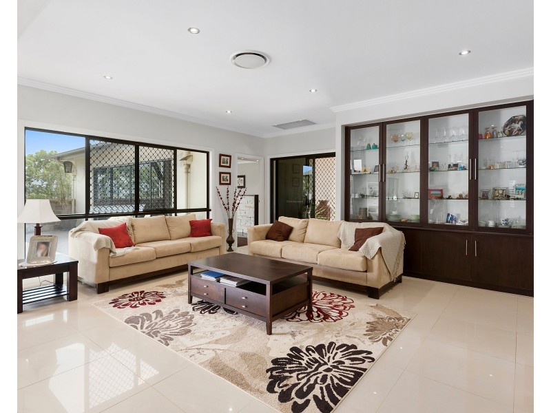 27 Meehan Road, Wellcamp QLD 4350