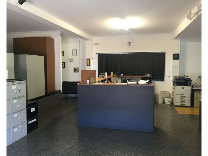 16 Freighter Avenue, Wilsonton QLD 4350