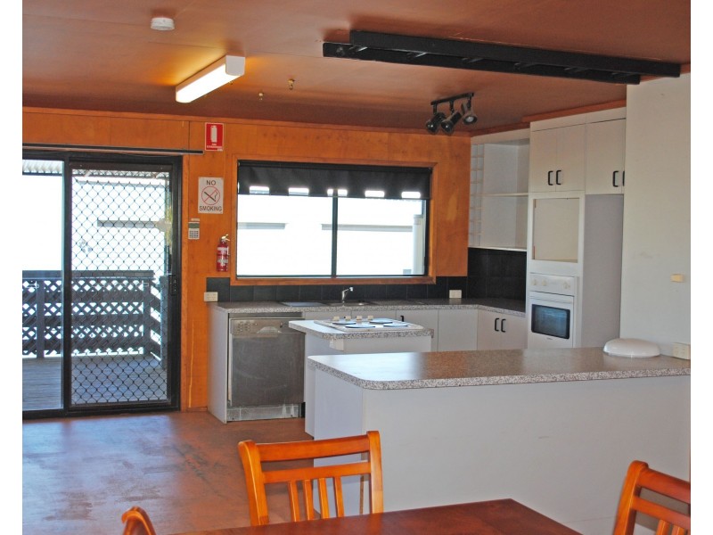 16 Freighter Avenue, Wilsonton QLD 4350