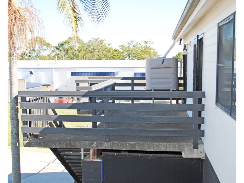 16 Freighter Avenue, Wilsonton QLD 4350