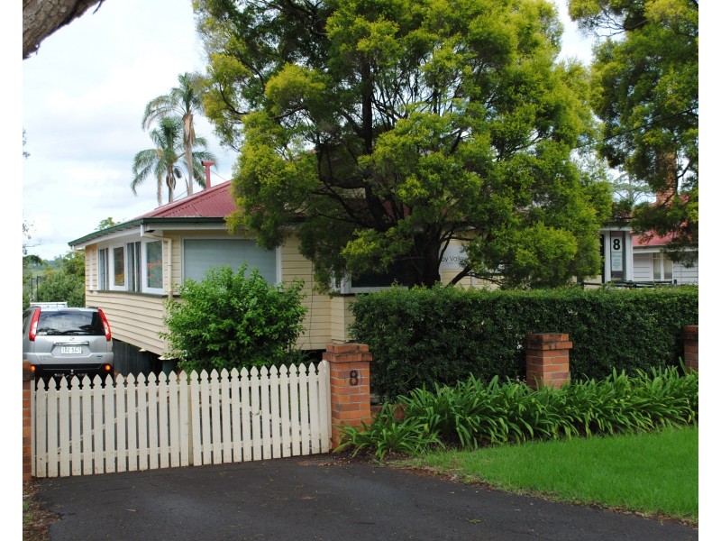 8 Rens Street, Toowoomba City QLD 4350