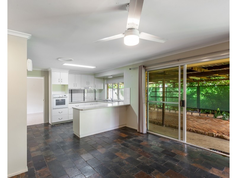 2 Stewart Street, Withcott QLD 4352