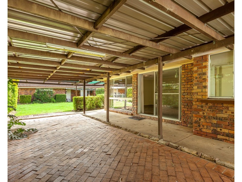 2 Stewart Street, Withcott QLD 4352