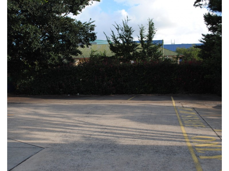 68 Neil Street (Car-parks), Toowoomba City QLD 4350