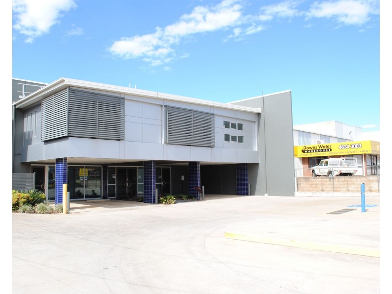 335 Taylor Street, Wilsonton QLD 4350