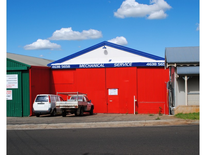 80 Mort Street, North Toowoomba QLD 4350