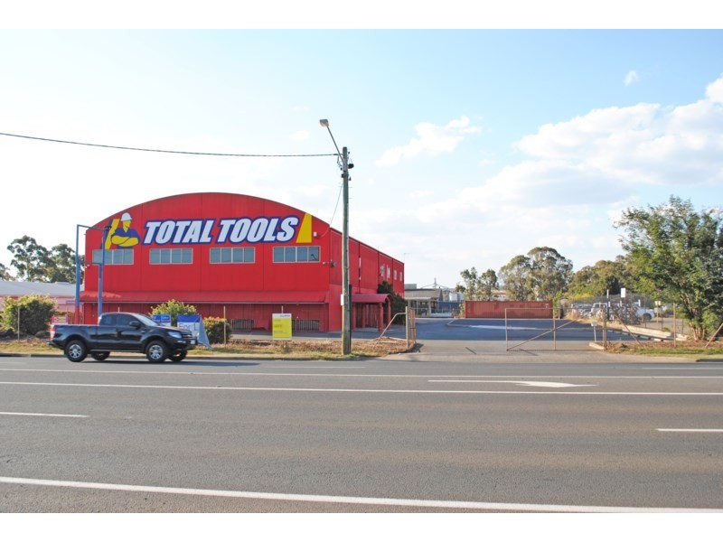 361 Taylor Street, Wilsonton QLD 4350