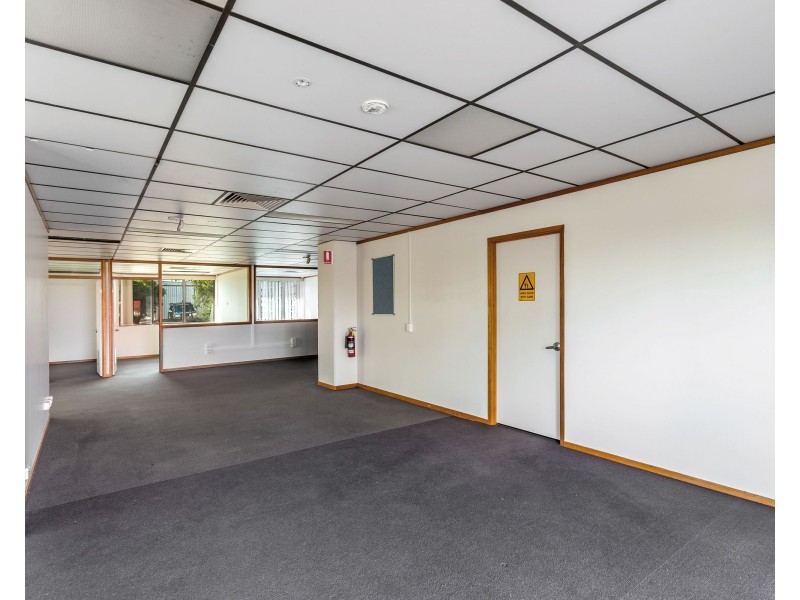 188-220 Anzac Avenue, Harristown QLD 4350