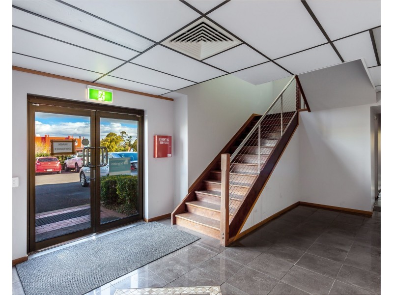 188-220 Anzac Avenue, Harristown QLD 4350