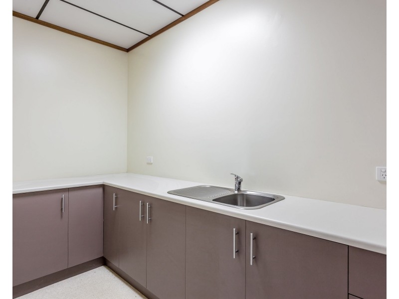 188-220 Anzac Avenue, Harristown QLD 4350