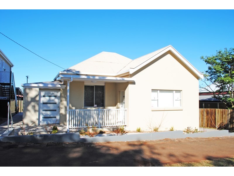 66 Margaret Street, East Toowoomba QLD 4350