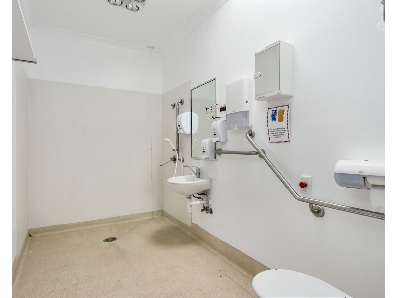 32 Tourist Road, East Toowoomba QLD 4350