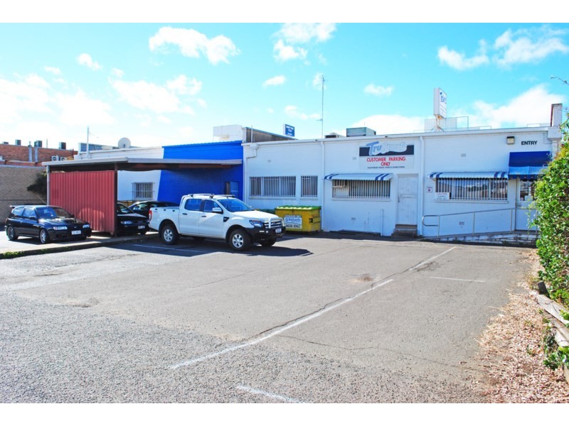 589-591 Ruthven Street, Toowoomba City QLD 4350