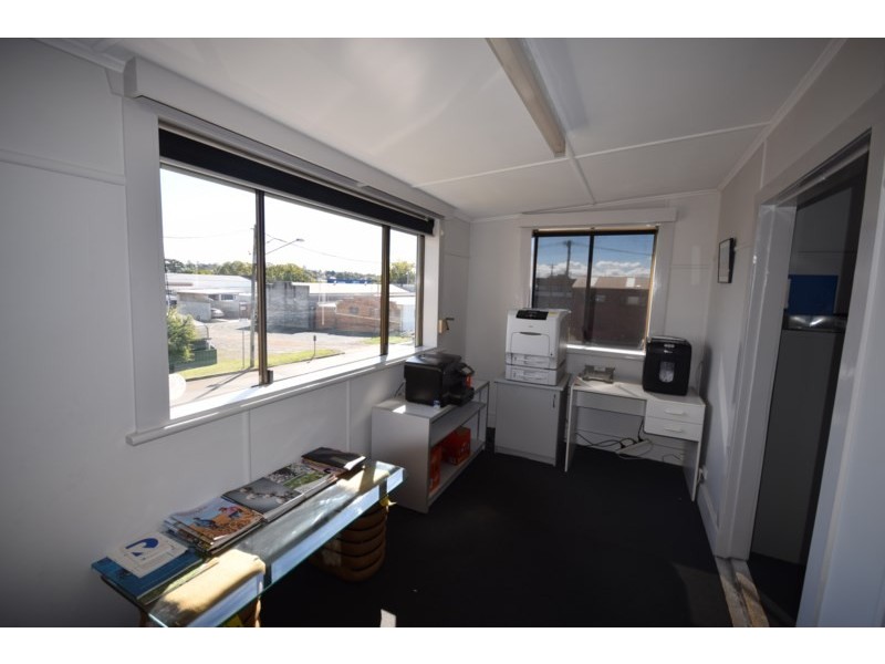 6 Rutledge Street, South Toowoomba QLD 4350