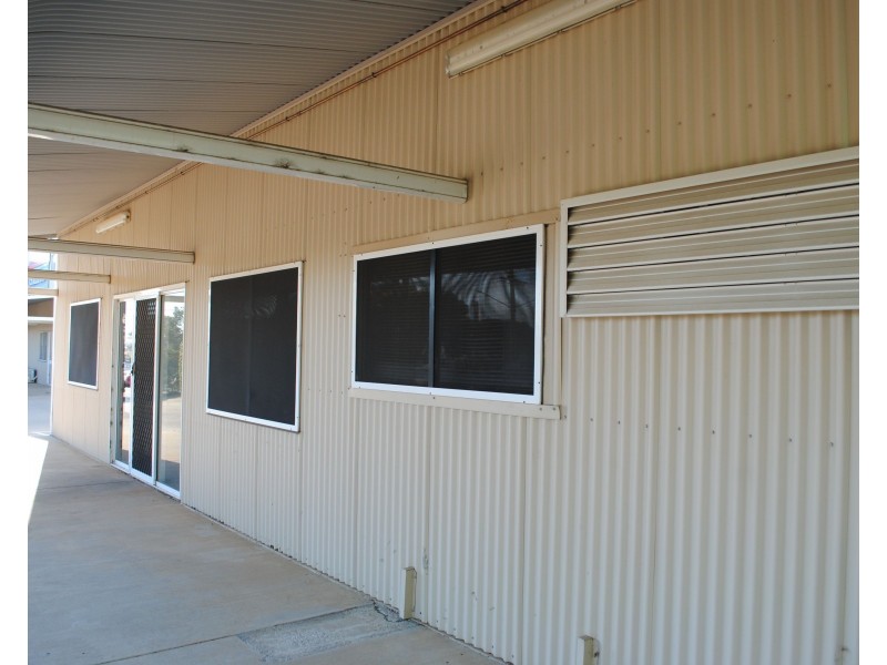 T1, 13-15 Carroll Street, Wilsonton QLD 4350