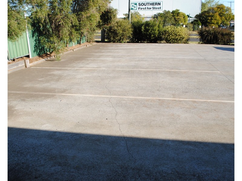 T1, 13-15 Carroll Street, Wilsonton QLD 4350