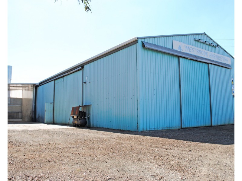 26 Gore Street (Cnr Progress Avenue), Westbrook QLD 4350