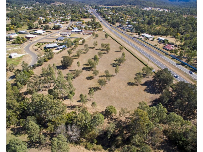 34 Rutherford Road, Withcott QLD 4352