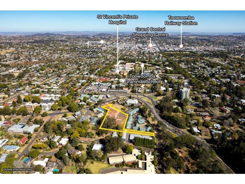 20 Tourist Road, East Toowoomba QLD 4350