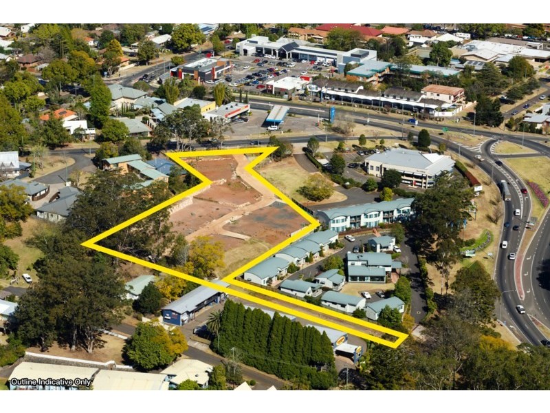20 Tourist Road, East Toowoomba QLD 4350