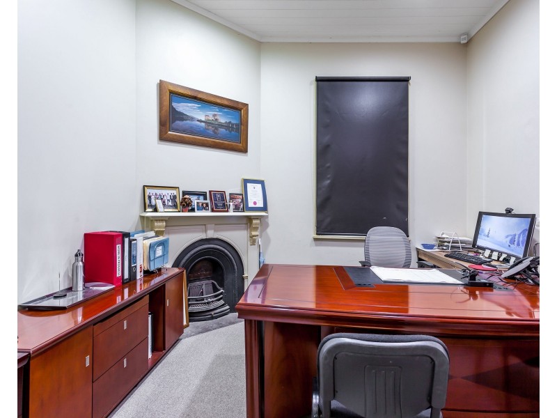 Tenancy 1, 4 Laurel Street, Toowoomba City QLD 4350