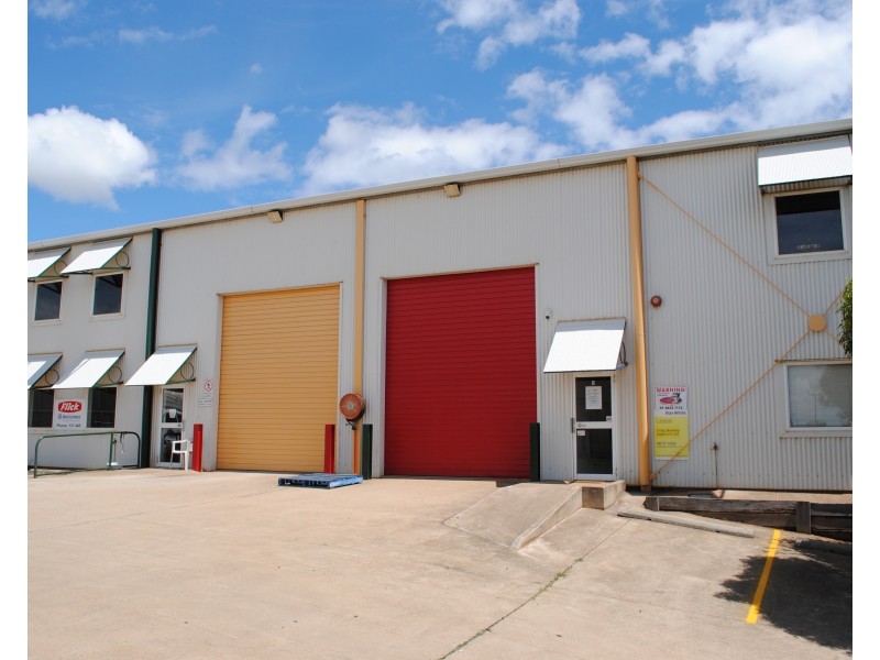 Units 1and 2, 11 Molloy Street, Torrington QLD 4350