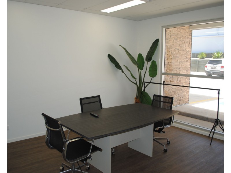 T1, 803-805 Greenwattle Street, Glenvale QLD 4350