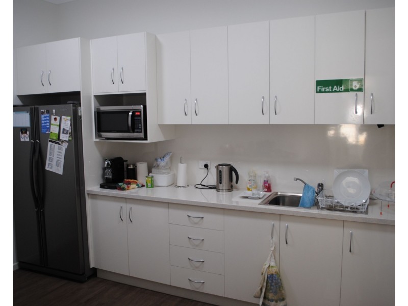 T1, 803-805 Greenwattle Street, Glenvale QLD 4350