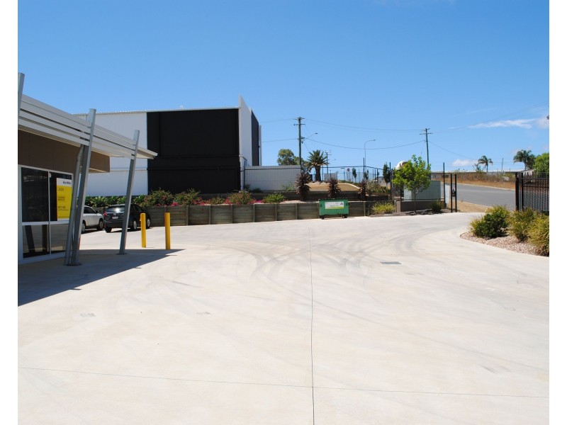 T1, 803-805 Greenwattle Street, Glenvale QLD 4350