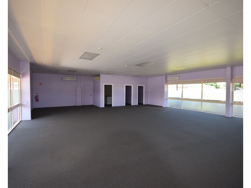 Shop 6, 837 Ruthven Street, Kearneys Spring QLD 4350