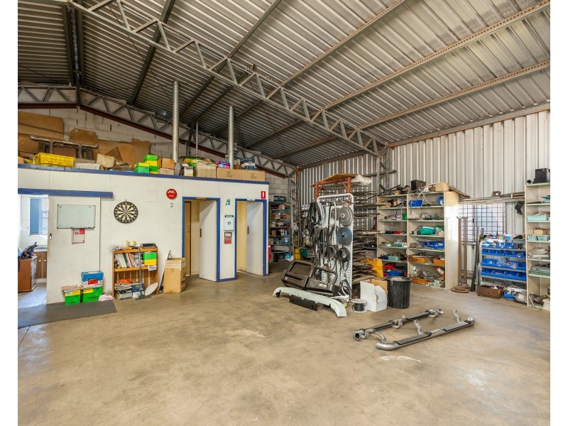 19 Pechey Street, South Toowoomba QLD 4350