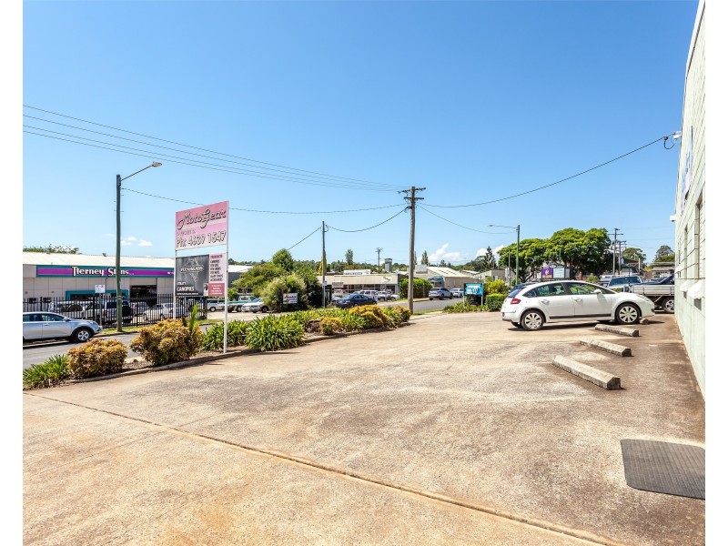 19 Pechey Street, South Toowoomba QLD 4350
