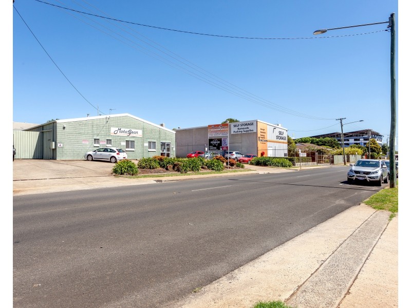 19 Pechey Street, South Toowoomba QLD 4350