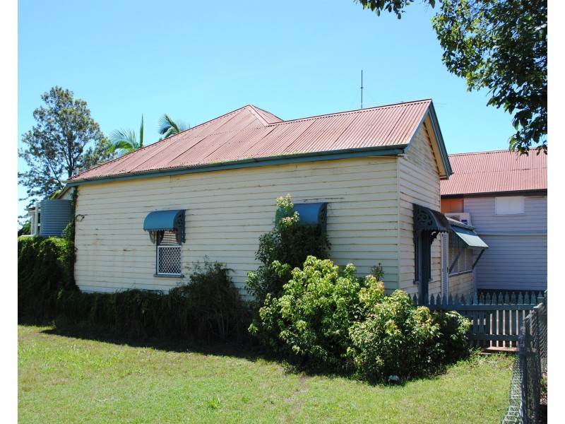 241-249 Bridge Street and 34 Hillview Avenue, Newtown QLD 4350