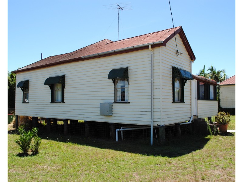 241-249 Bridge Street and 34 Hillview Avenue, Newtown QLD 4350
