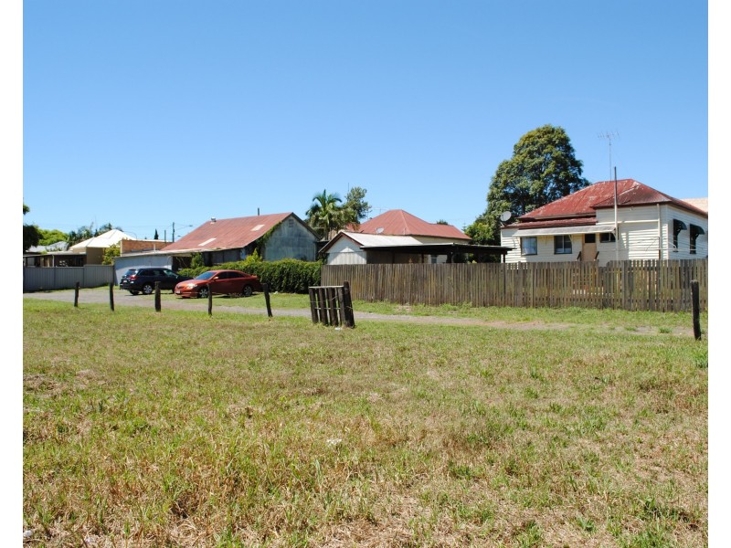 241-249 Bridge Street and 34 Hillview Avenue, Newtown QLD 4350