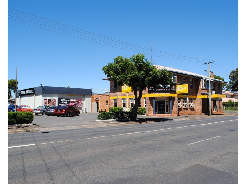 241-249 Bridge Street and 34 Hillview Avenue, Newtown QLD 4350