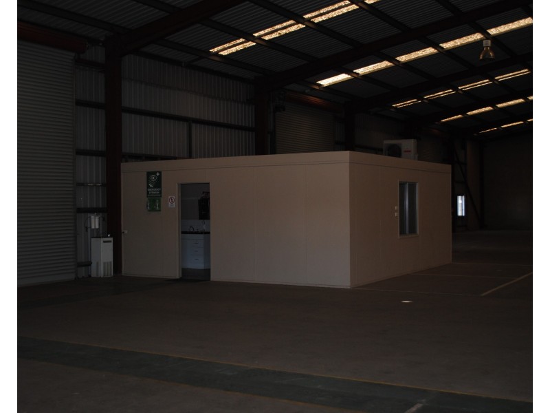 Shed 6, 388 Taylor Street, Wilsonton QLD 4350