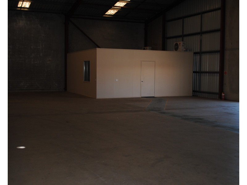 Shed 6, 388 Taylor Street, Wilsonton QLD 4350