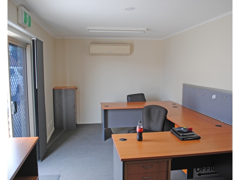 T2, 11 Rocla Court, Glenvale QLD 4350