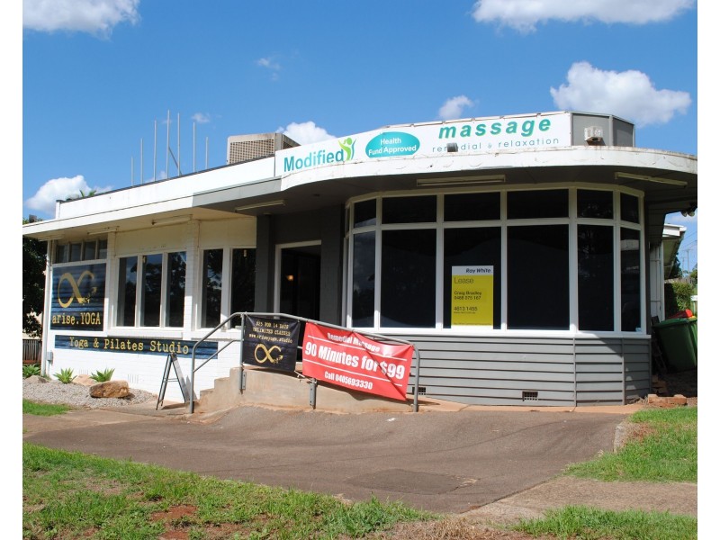 Shop 2, 10 Ruthven Street, Toowoomba City QLD 4350