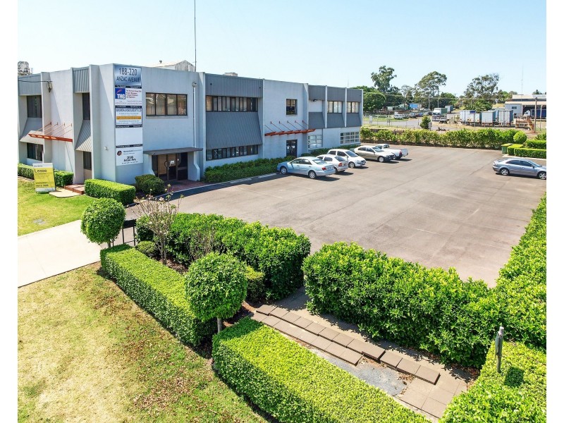 T3-T4, 218 Anzac Avenue, Toowoomba City QLD 4350